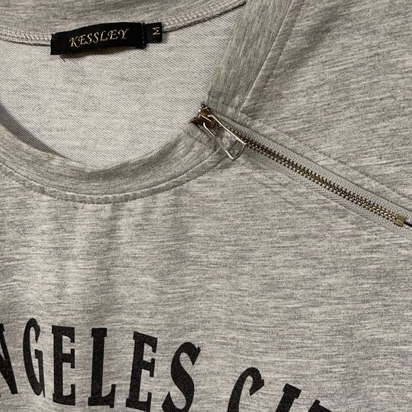 Sport dress - Picture 4 of 4